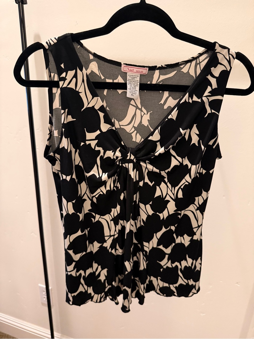 Nicki Minaj Black & White Floral Twist-Front Sleeveless Top